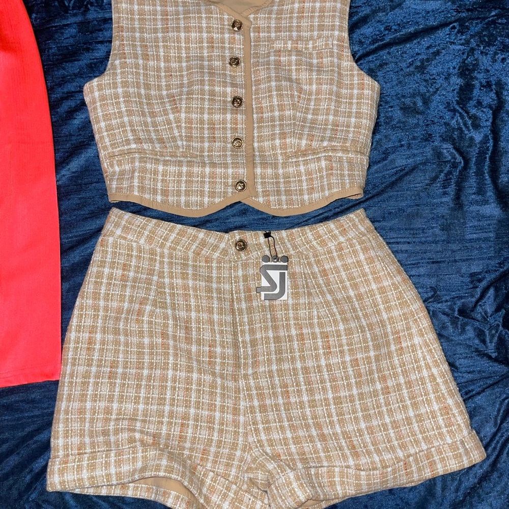 Shane Justin Tweed Short Set